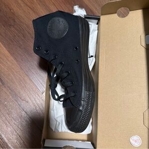 Converse Chuck Taylor Black All Star High Top Unisex Sneakers 4.5 men . W 6.5